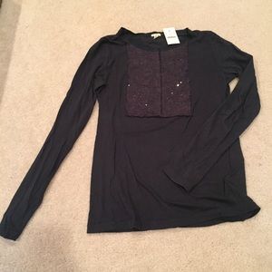 Navy long sleeve with sequin front detailing!